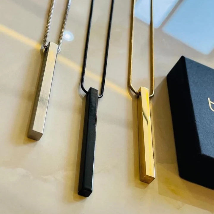 Customize Name Engraved 4d Bar Necklace