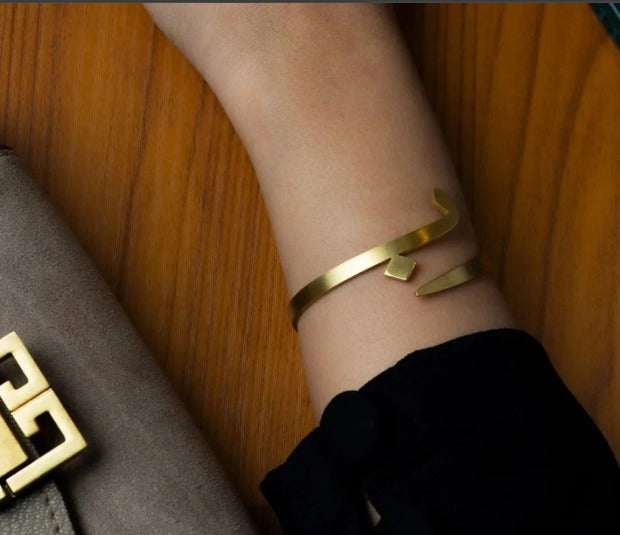 Giftwaly Customized Bangles, Personalized Bangles for Women & Girlfriend, Bangles for Wedding & Birthday Gift, Laser Cutting Bangles