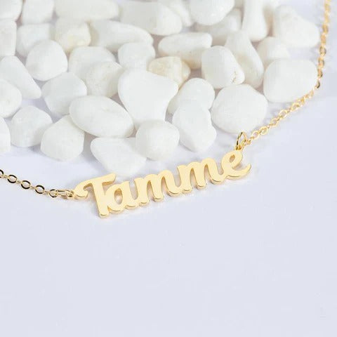 Single Name Necklace